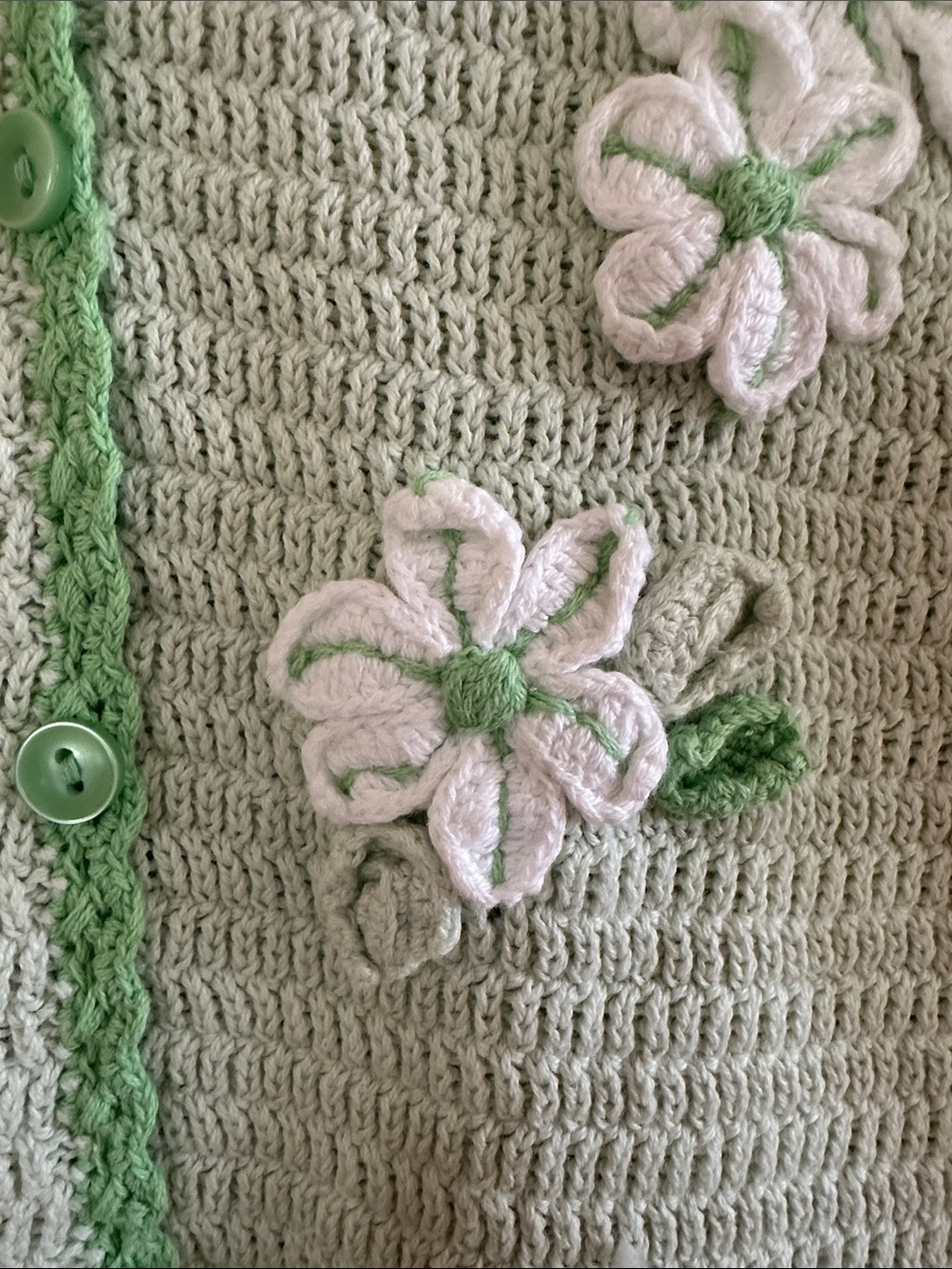 Vintage 90s Sag Harbor White and Green Crochet Knit Cardigan Button - Picture 2 of 4